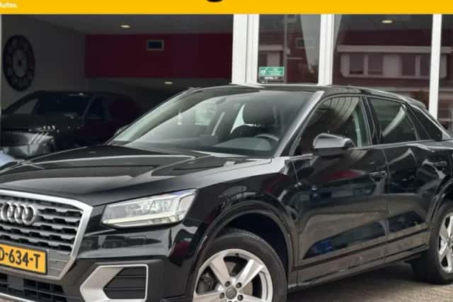 Audi Q2 (2017) thumbnail 1