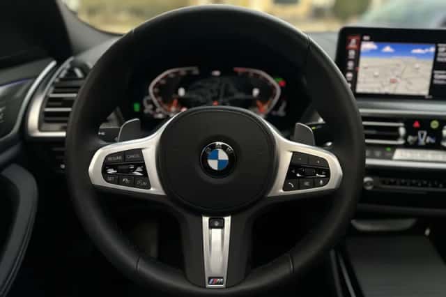 BMW X4 (2024) thumbnail 4