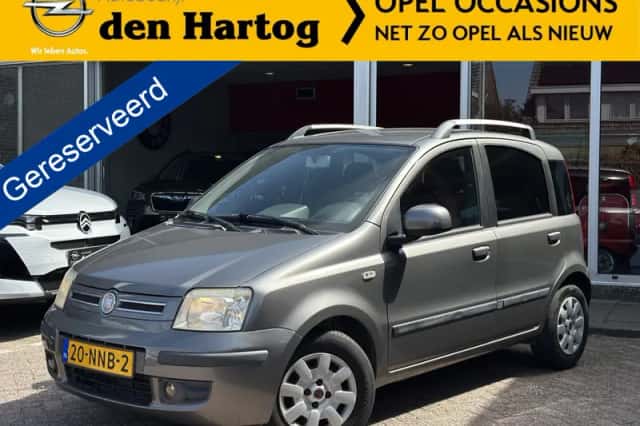 Fiat Panda (2010) thumbnail 2