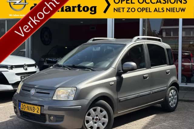 Fiat Panda (2010) thumbnail 2