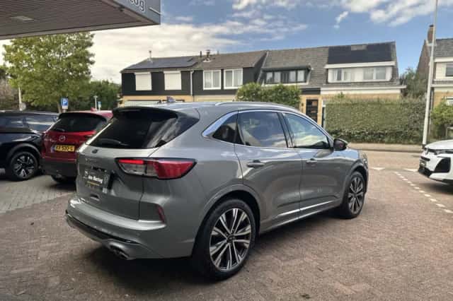 Ford Kuga (2024) thumbnail 3