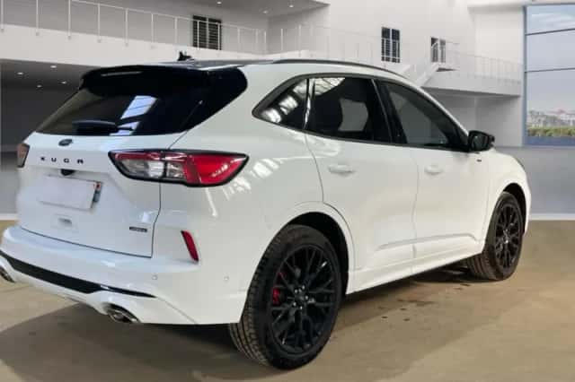 Ford Kuga (2024) thumbnail 3