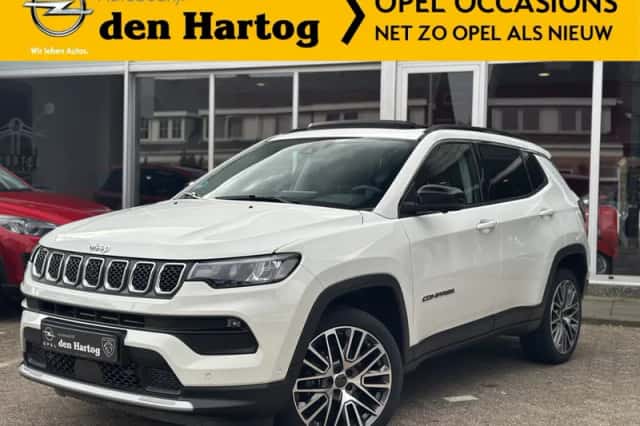 Jeep Compass (2024) thumbnail 2