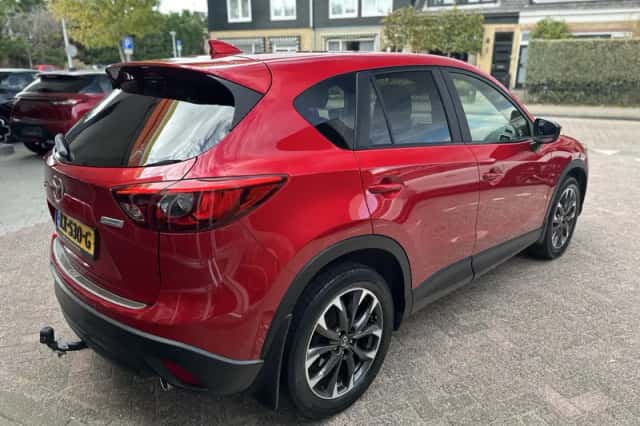 Mazda CX-5 (2016) thumbnail 3