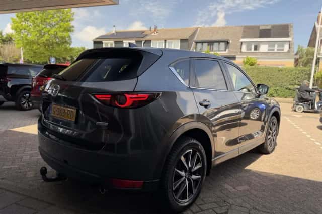 Mazda CX-5 (2018) thumbnail 3
