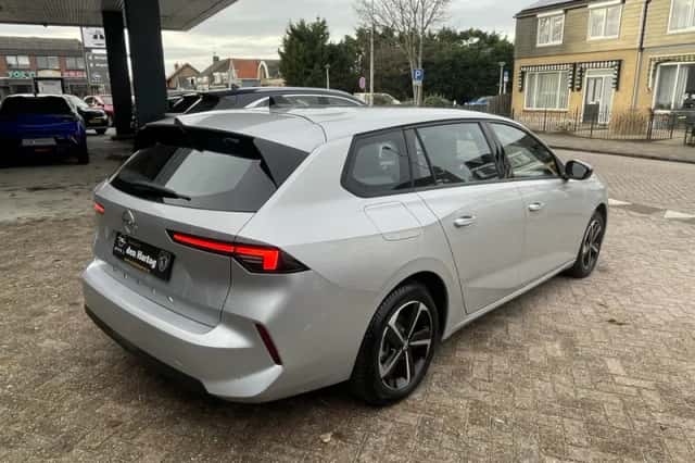 Opel Astra (2024) thumbnail 6