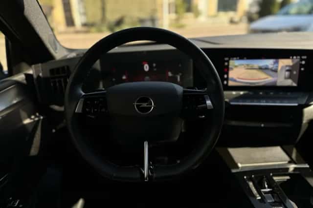 Opel Astra (2024) thumbnail 4