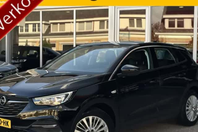 Opel Grandland (2019) thumbnail 1