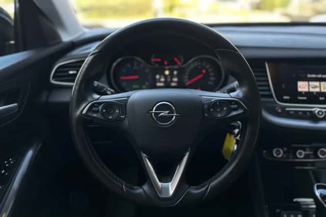 Opel Grandland (2019) thumbnail 4