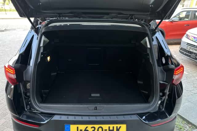 Opel Grandland (2019) thumbnail 6