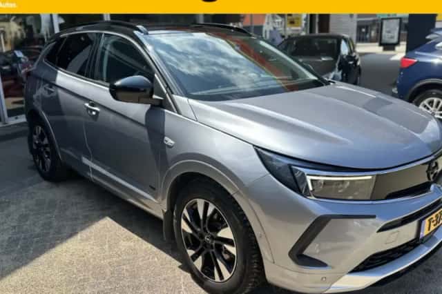 Opel Grandland (2021) thumbnail 1