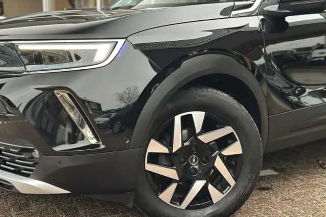 Opel Mokka (2022) thumbnail 5