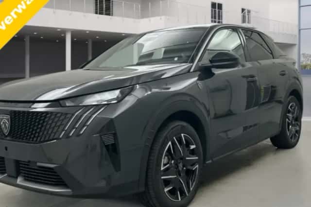 Peugeot 3008 (2025) thumbnail 1