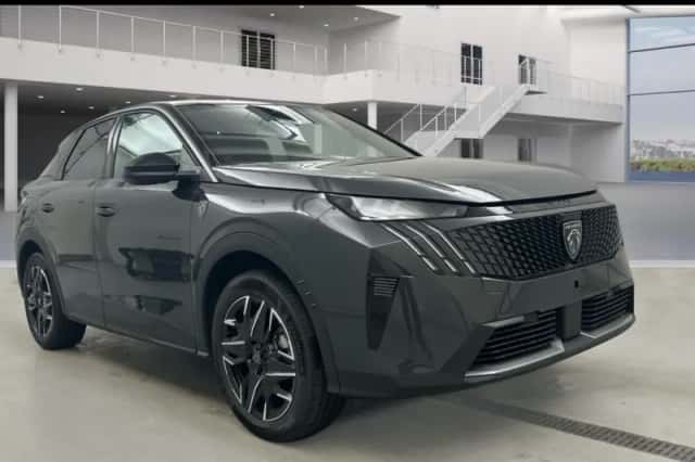 Peugeot 3008 (2025) thumbnail 3