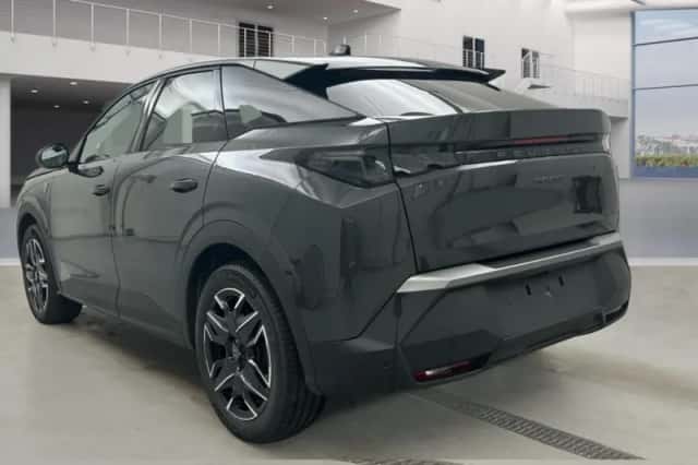 Peugeot 3008 (2025) thumbnail 5