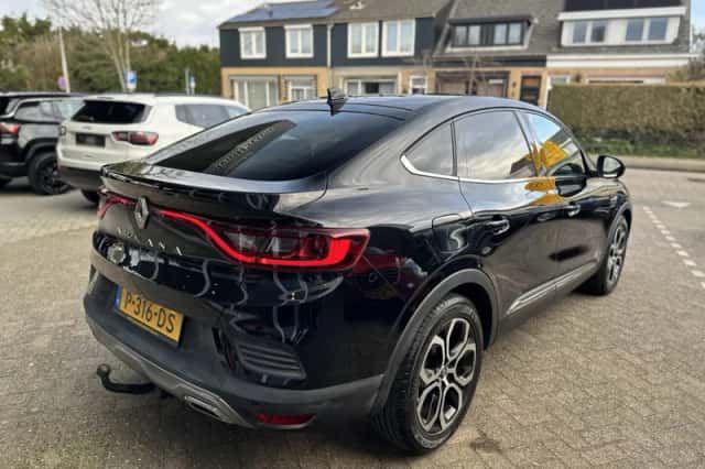 Renault Arkana (2022) thumbnail 3