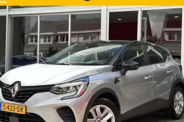 Renault Captur (2022) thumbnail 1