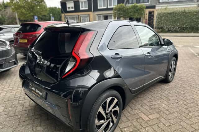 Toyota Aygo (2025) thumbnail 2