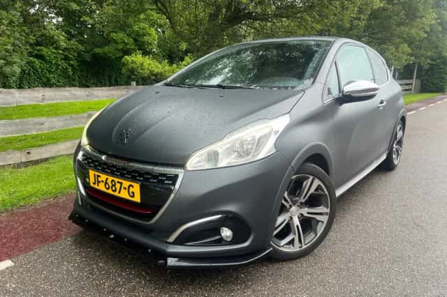 Peugeot 208 (2016) thumbnail 1