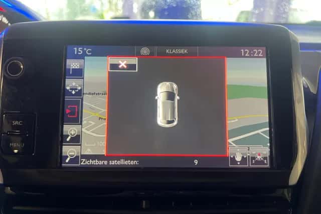 Peugeot 208 (2016) thumbnail 5