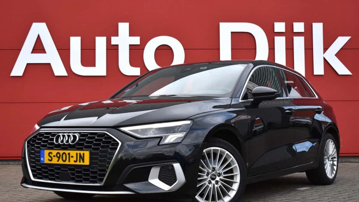 Audi A3 (2023) — foto 1