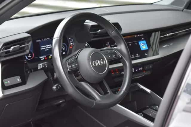 Audi A3 (2022) thumbnail 4
