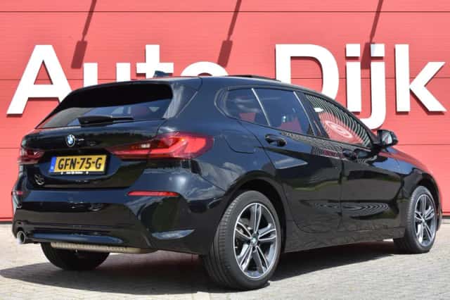 BMW 1-Serie (2023) thumbnail 2