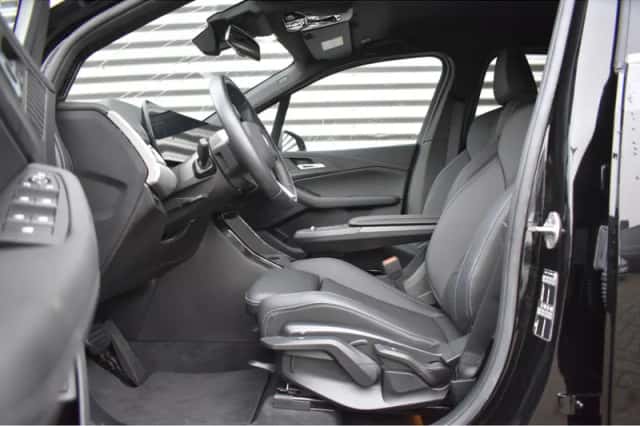 BMW 2-Serie (2024) thumbnail 5