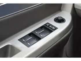 Chrysler Sebring (2009) thumbnail 5