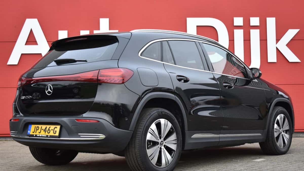 Mercedes-Benz EQA (2025) — foto 1