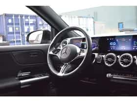 Mercedes-Benz EQA (2025) thumbnail 6