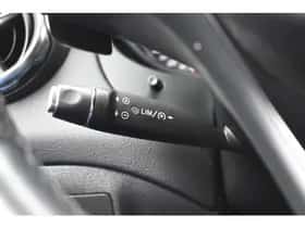 Mercedes-Benz GLA (2019) thumbnail 12