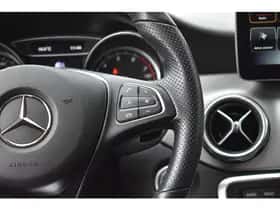 Mercedes-Benz GLA (2019) thumbnail 17