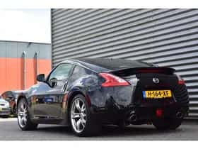 Nissan 370Z (2010) thumbnail 11