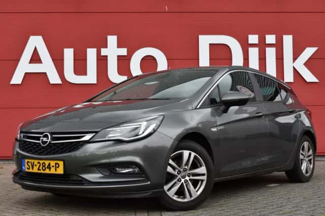 Opel Astra (2018) thumbnail 1