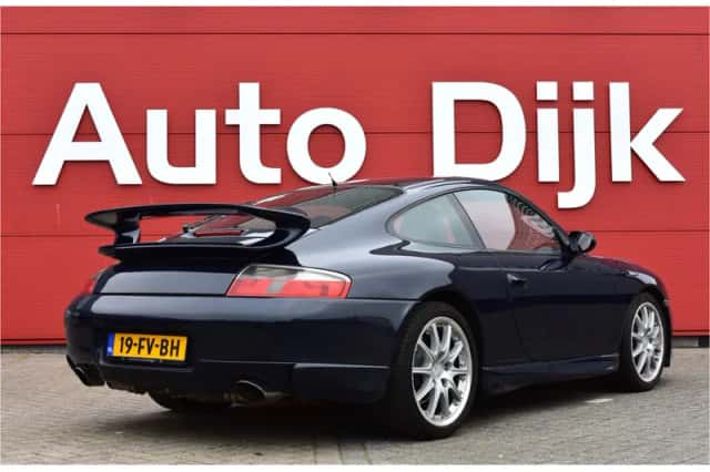 Porsche 911 (1999) thumbnail 2