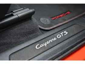 Porsche Cayenne (2020) thumbnail 17