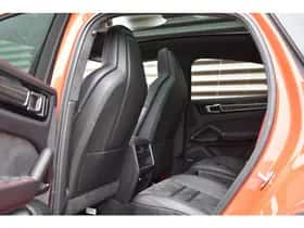 Porsche Cayenne (2020) thumbnail 4