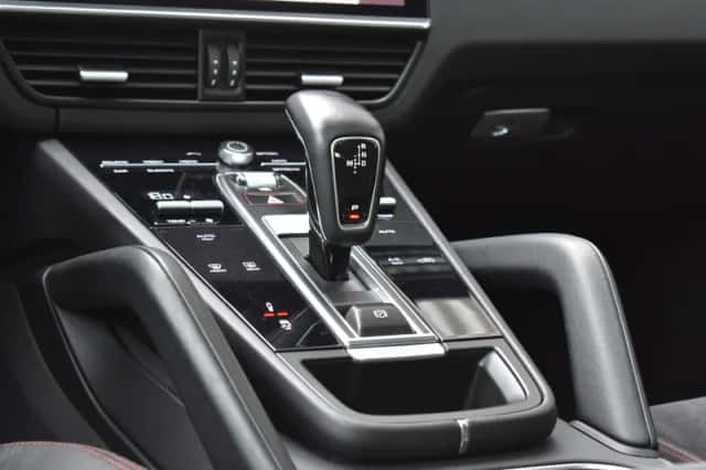Porsche Cayenne (2020) thumbnail 6