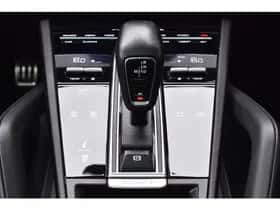 Porsche Cayenne (2020) thumbnail 9
