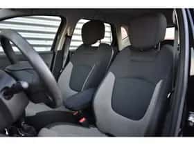 Renault Captur (2013) thumbnail 3