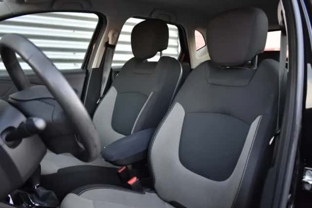 Renault Captur (2013) thumbnail 4
