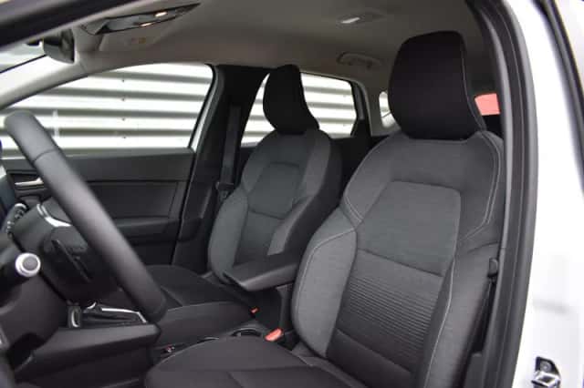 Renault Captur (2013) thumbnail 3