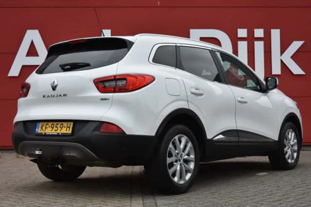Renault Kadjar (2016) thumbnail 2