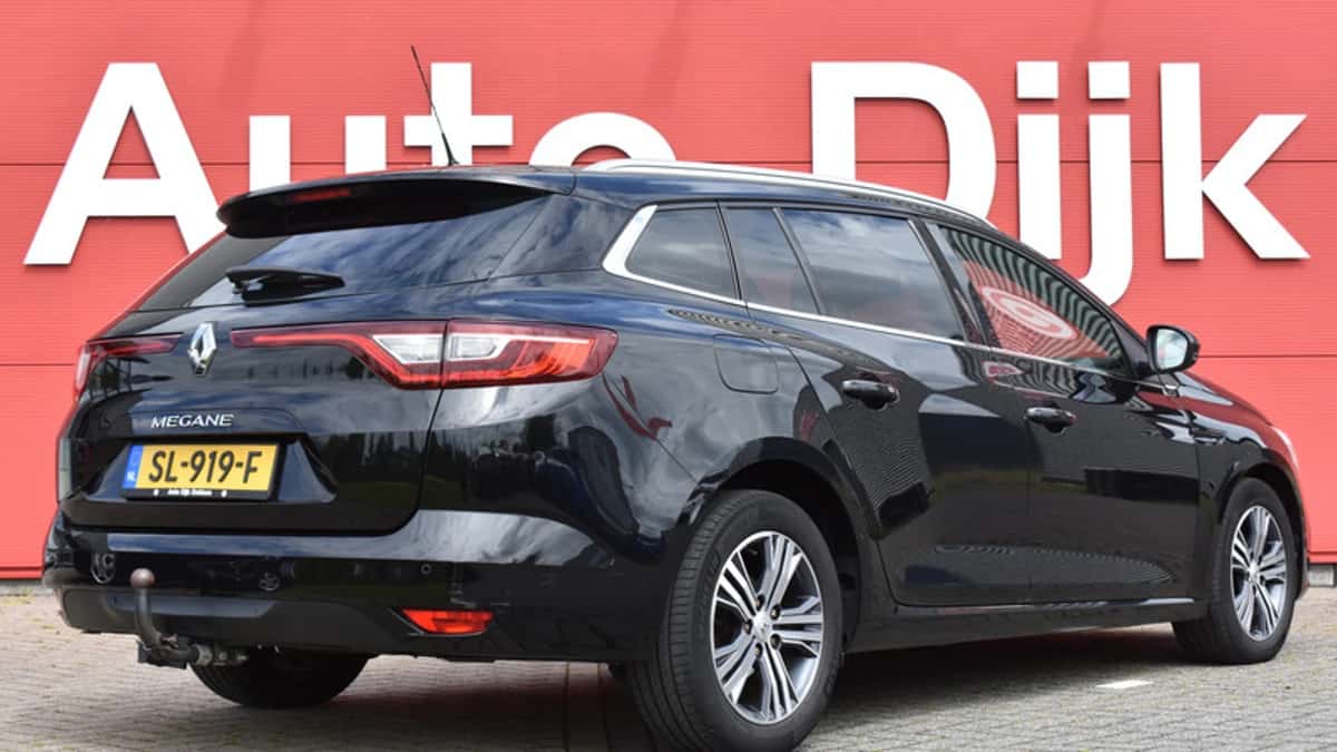 Renault Mégane (2017) — foto 1