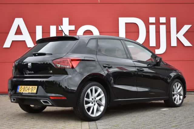 SEAT Ibiza (2023) thumbnail 2