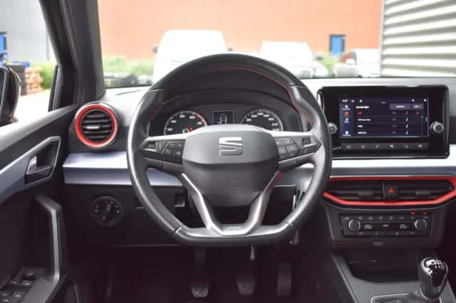 SEAT Ibiza (2023) thumbnail 6