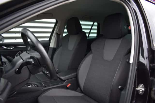 Škoda Octavia (2022) thumbnail 3