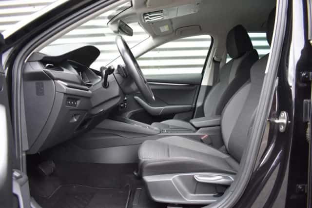 Škoda Octavia (2022) thumbnail 5