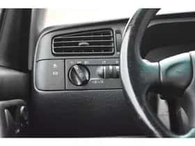 Volkswagen Golf (1996) thumbnail 10